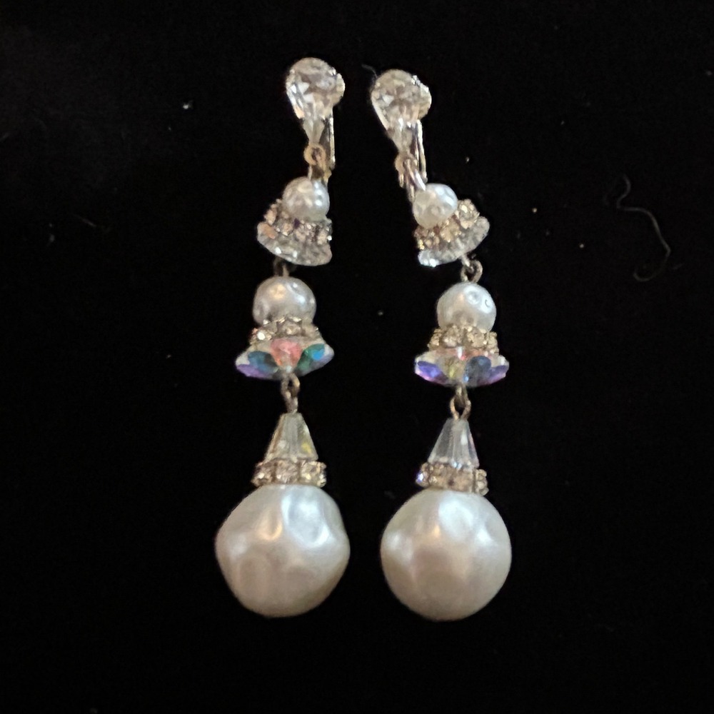 Vintage Faux Pearl & Aurora Borealis Crystal Drop Earrings (Clip-On)